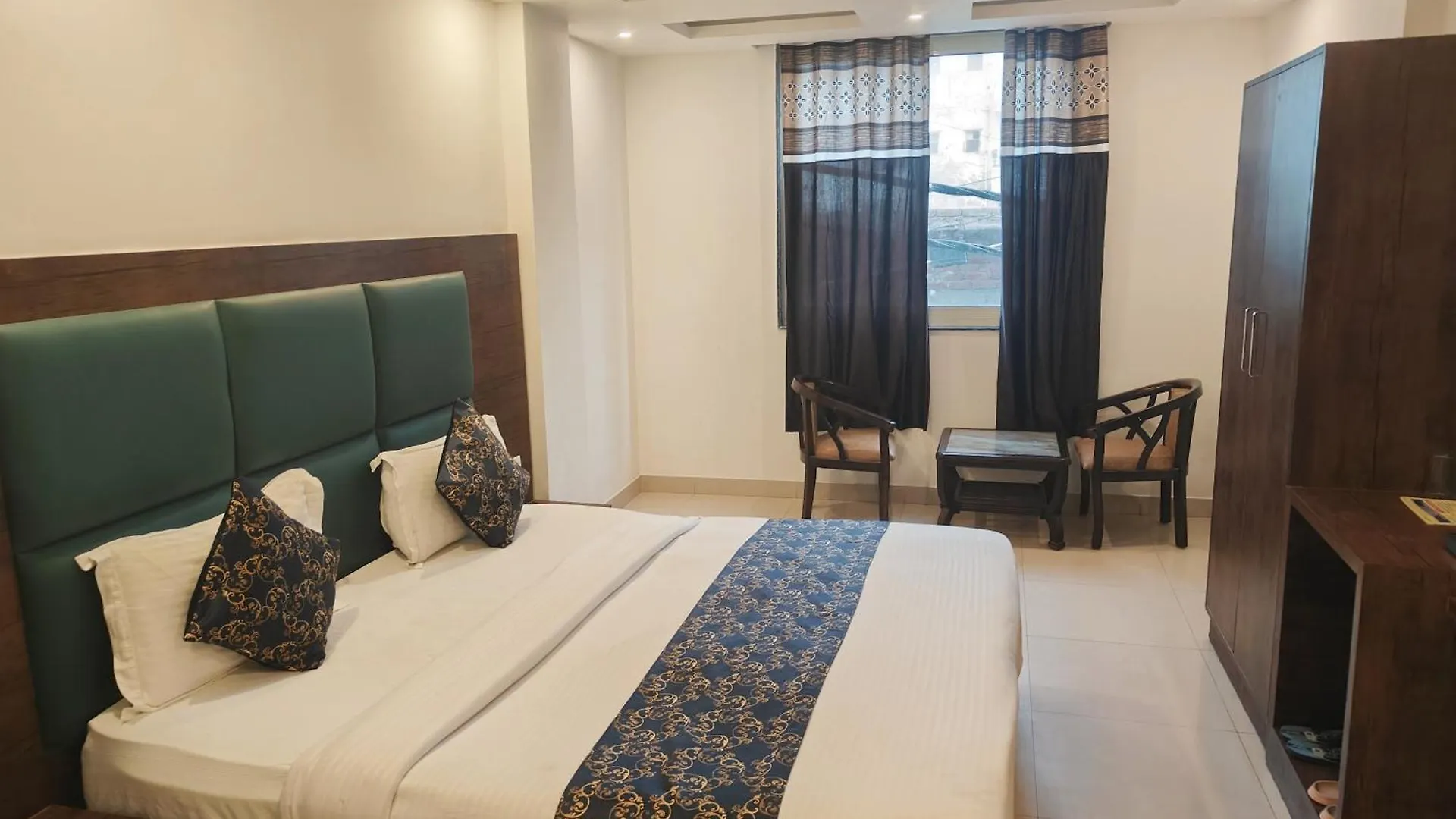 Hotel Mount Near Igi Airport Delhi New Delhi Guest house